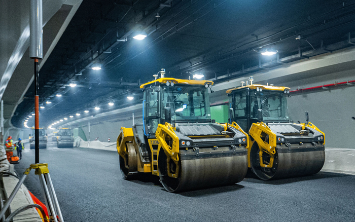 XD135TIV壓路機：智能施工時代的高效利器！