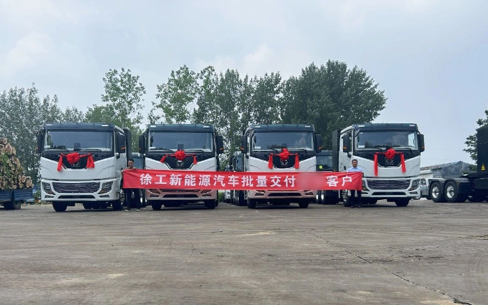 車隊老板的“致富經(jīng)”：“選擇徐工，就是選擇成功！”