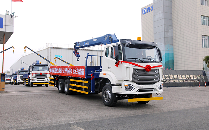 徐工SQS250隨車起重機(jī)批量發(fā)車，助力 “一帶一路” 沿線基建騰飛