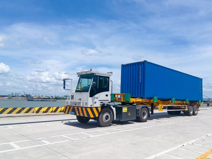 廣州港甄選！去看港口“特種兵”徐工純電牽引車