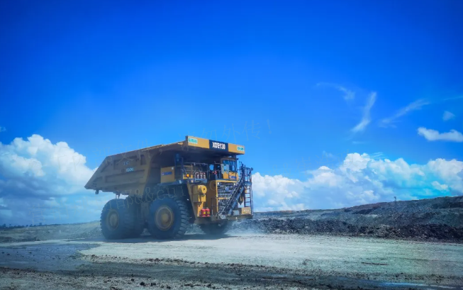 能拉能跑！徐工XDE130雙橋剛性礦車效能非凡！