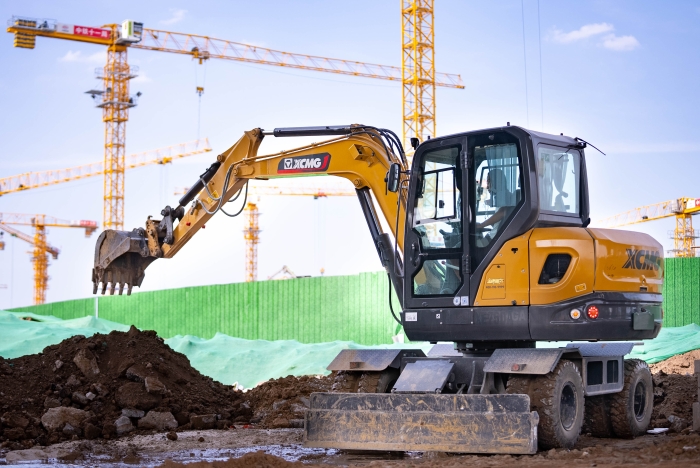 零碳機(jī)場(chǎng)！徐工挖機(jī)護(hù)航超級(jí)工程