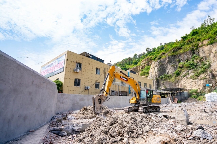 從修理工轉(zhuǎn)型當(dāng)老板，徐工XE200GA“閉眼入”！