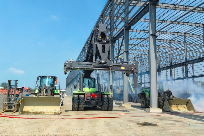 協(xié)同致勝，徐工“綠色艦隊”開啟多元物流新篇章