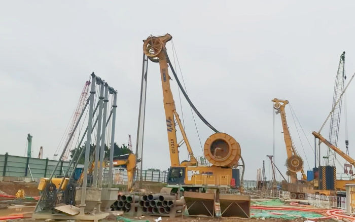 徐工 XTC120 雙輪銑，攻克機場隧道復雜地質(zhì)！