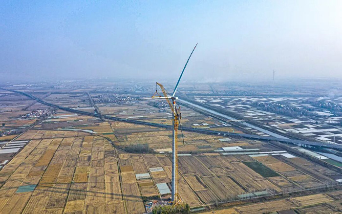 麥田工況實(shí)錄 | 徐工XGL3300-220S動臂塔機(jī)170米高空顯身手