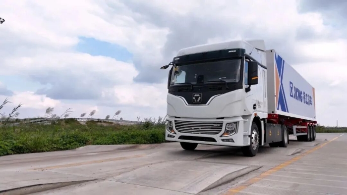 “雙11”呼喚“當(dāng)日達(dá)”！徐工4&times;2底充牽引車助力物流運(yùn)輸！